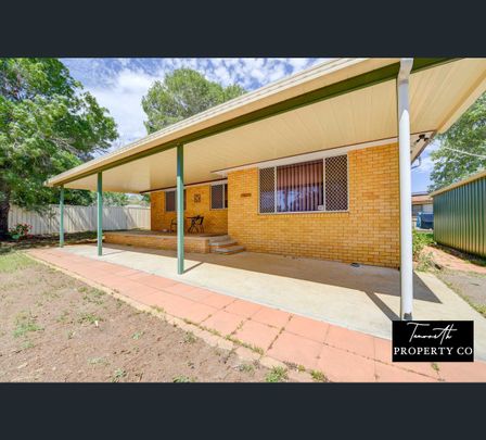 22 Joseph Brown Pl, Oxley Vale, NSW 2340 - Photo 1
