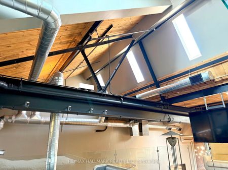 i-Zone Lofts 326 - Photo 3