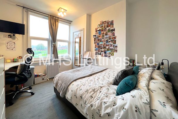 22 Hartley Avenue, Leeds, LS6 2LP - Photo 1