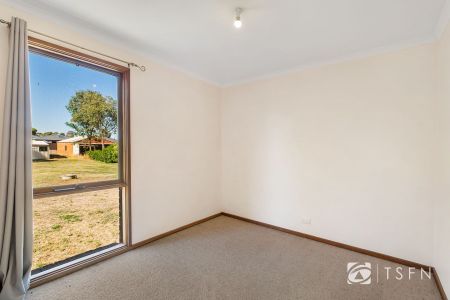3 Bedroom Home on large Block with Shed - Photo 2