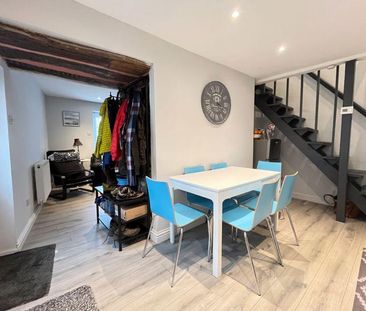 2 bedroom end of terrace house to rent - Photo 3