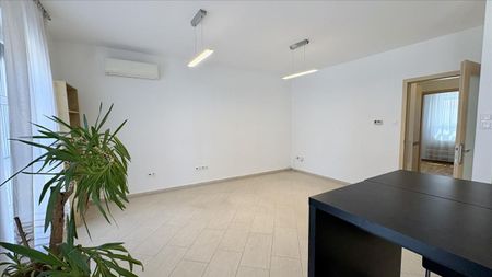 Kiadó újszerű állapotú lakás - Debrecen - Fotó 5