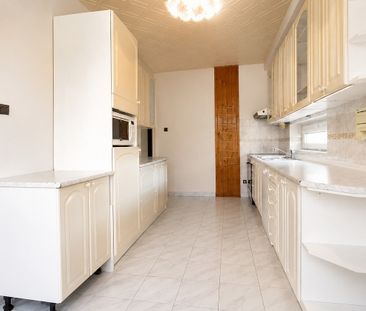 Pronájem bytu 3+1 93 m² - Fotografie 4