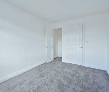 4 bedroom terraced house to rent - Photo 1