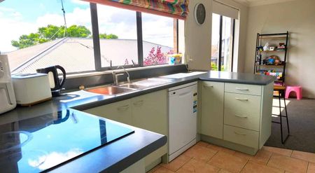 Ideal Family Living | 3 Mins to Sylvia Park - Photo 5