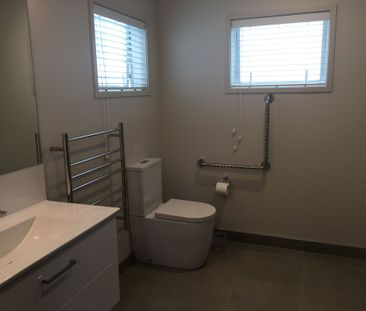 Beachlands, 1 Bedroom Unit - Photo 5