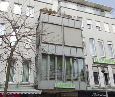 / Gemütliche Stadtwohnung mit Balkon in der Fußgängerzone Neheim! - Photo 1