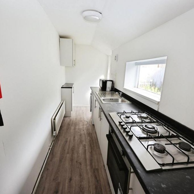 7 bedroom terraced house to rent - Photo 1