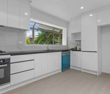 Perfect Looking! - Photo 5