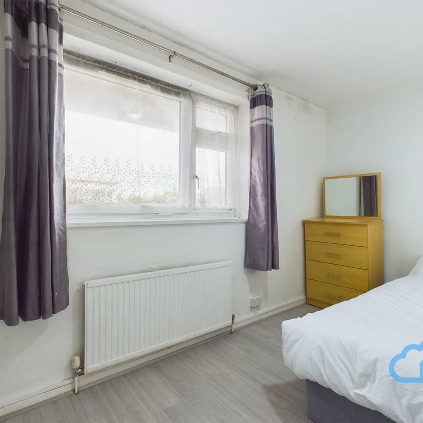 RM3 Solebay Street | Stepney Green | London | E1 4PP - Photo 1