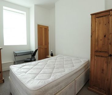 luxury 3 bed apartment! - Photo 3