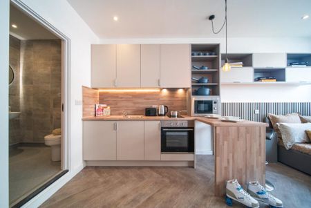 Studio to rent - Photo 3