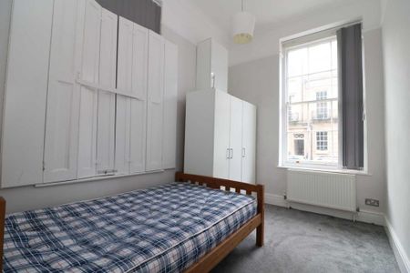 3 bedroom apartment to rent - Photo 5