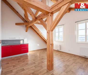 Pronájem bytu 1+kk 39 m² - Photo 1