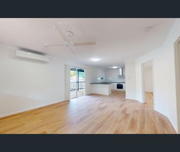 Fully Renovated Family Home - Photo 2