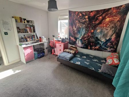 2 bedroom flat to rent - Photo 5