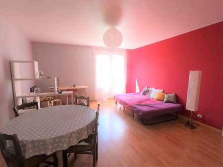 Location Appartement 2 pièces 51m² POITIERS 86000 - Photo 2