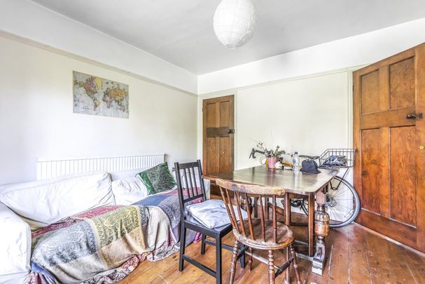 4 bedroom semi-detached house to rent - Photo 1