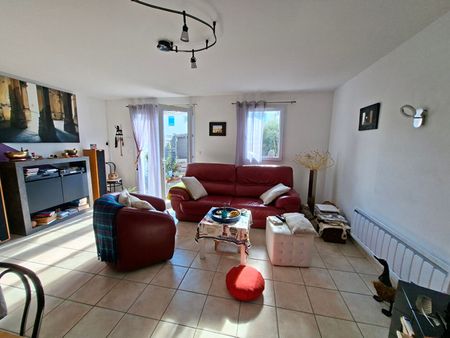 Location Appartement 3 pièces 59m² - Photo 2