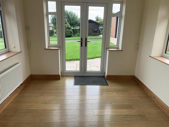 2 bedroom detached bungalow to rent - Photo 1