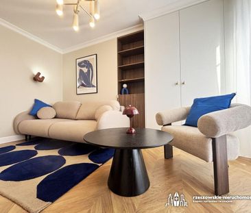 DO WYNAJĘCIA! Stylowe mieszkanie 2 min od Rynku - Фото 1