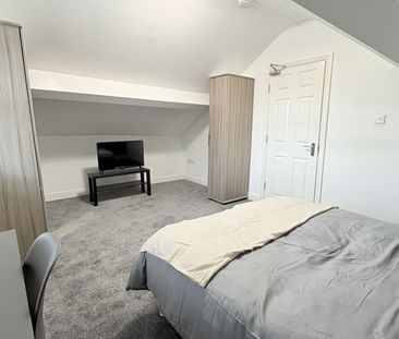 Bow Lane, Preston - Photo 2