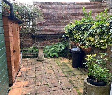 2 bedroom terraced house to rent - Photo 6