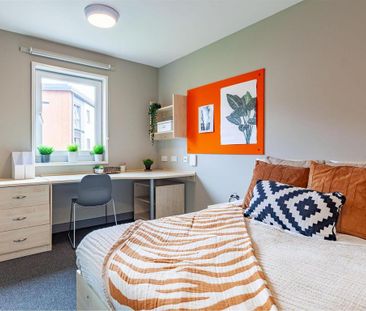 1 bedroom in a flat share to rent - Photo 4