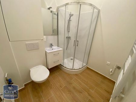 Location Appartement 1 pièce 36m² TOULON 83000 - Photo 4