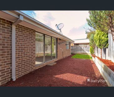 30 Clarendon Street, Pakenham, Vic 3810 - Photo 3
