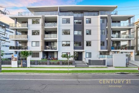 Modern 2-Bedroom Apartment with Ducted Air Conditioning - Photo 5