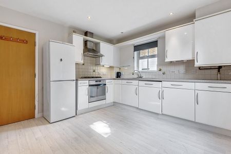 2 bedroom flat to rent - Photo 4