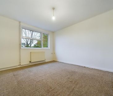 2 bedroom bungalow to rent - Photo 3