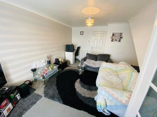 Cornell Drive, Nottingham, NG5 - Photo 1