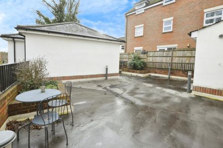 1 bedroom flat to rent - Photo 3