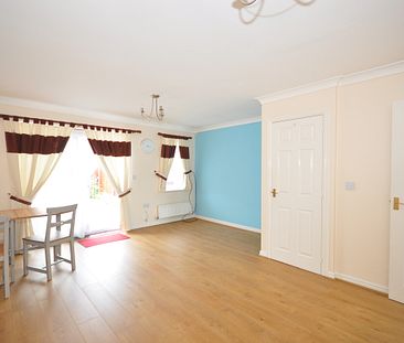 3 bedroom terraced house to rent - Photo 3