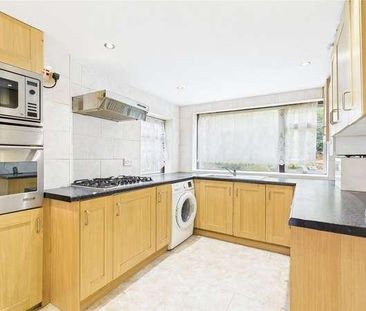 Brocket Way, Chigwell, Essex, IG7 - Photo 6