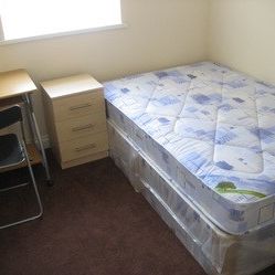 2 Bed Luxury Student Flat - StudentsOnly Teesside - Photo 1