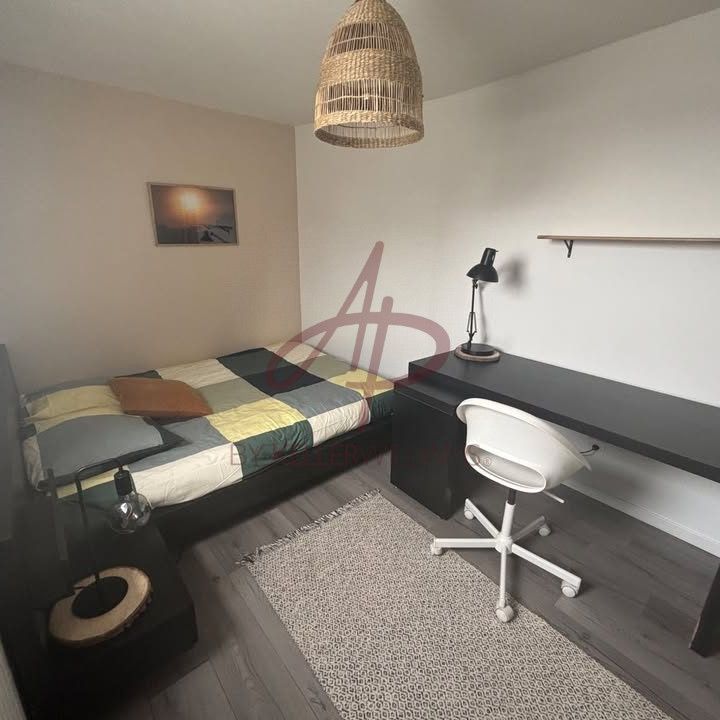 Location Appartement 1 pièce 232m² ROUBAIX 59100 - Photo 1