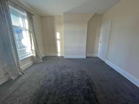 Middleton Road, Chadderton, OL9 - Photo 5