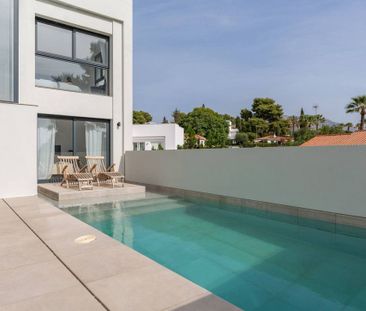 3 bedroom luxury Villa for rent in Nueva Andalucia, Andalusia - Photo 3