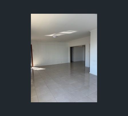 22 Seaview Road, Para Hills, SA 5096 - Photo 1