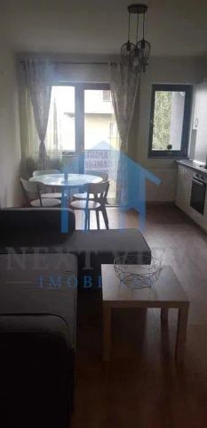 Apartament 2 camere, Central - Photo 2