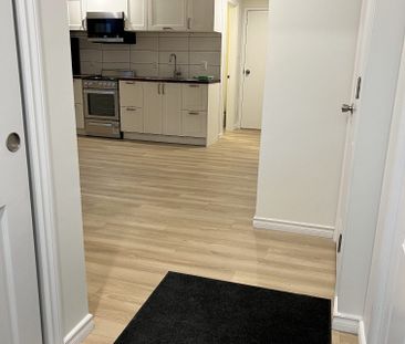 For Lease - 19 Breesegarden Lane, Guelph, Ontario - Photo 2