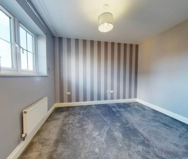 3 bedroom terraced house to rent - Photo 2