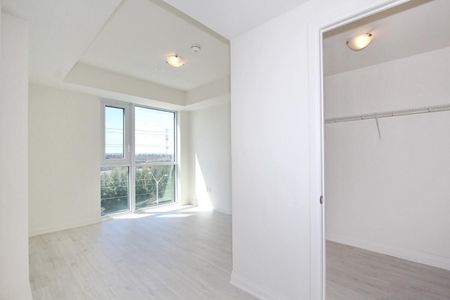 For Lease - 509 Dundas Street Unit# 403, Oakville, Ontario - Photo 3