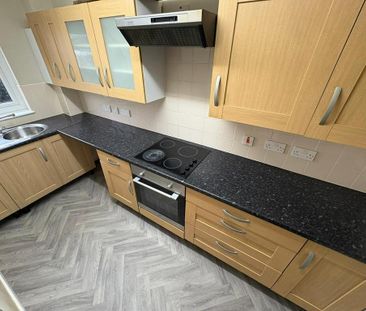 1 bedroom semi-detached house to rent - Photo 2