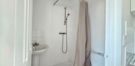 Studio Flat, Riverside Road, N15 - Photo 2