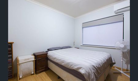 23B Fermaner Street, Karrinyup WA 6018 - House For Rent | Domain - Photo 5