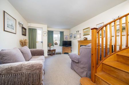 3 bedroom terraced house to rent - Photo 4